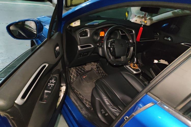 Used Citroen C4L 2015 1.2T Automatic Luxury Edition Driver Seat