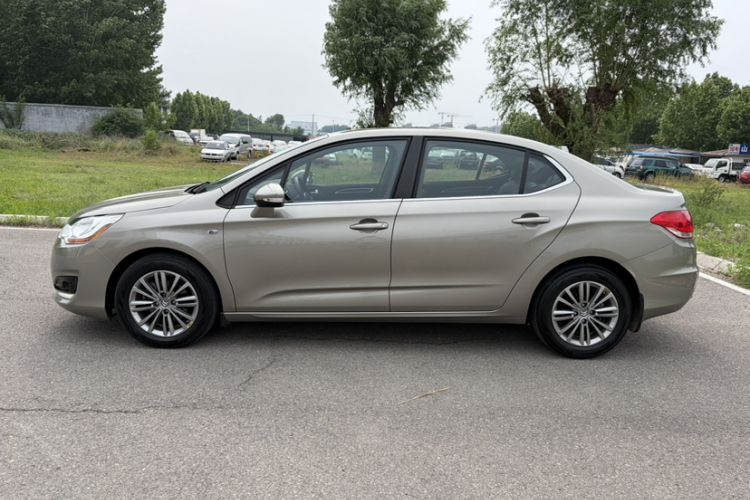 Used Citroen C4L 2015 1.8L Automatic Luxury Edition Exterior 4