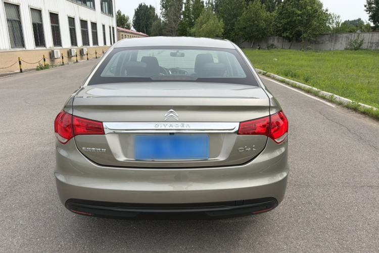 Used Citroen C4L 2015 1.8L Automatic Luxury Edition Exterior 6