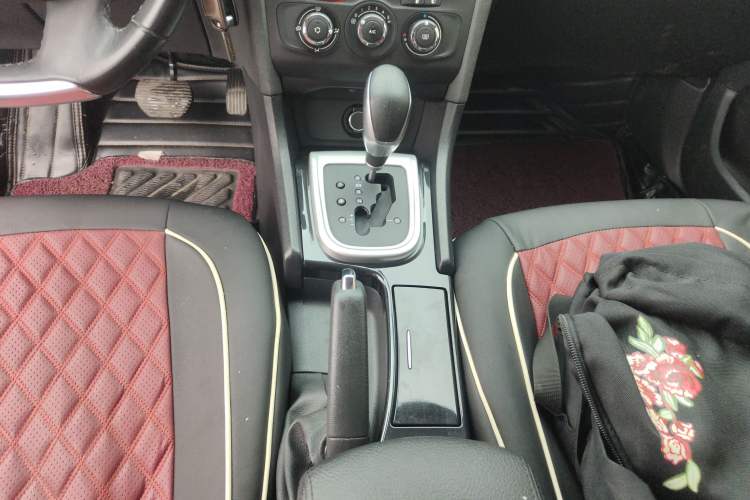 Used Citroen C4L 2015 1.8L Automatic Luxury Edition Gear Lever