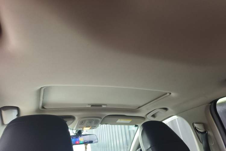 Used Citroen C4L 2015 1.2T Automatic Prestige Edition Headliner