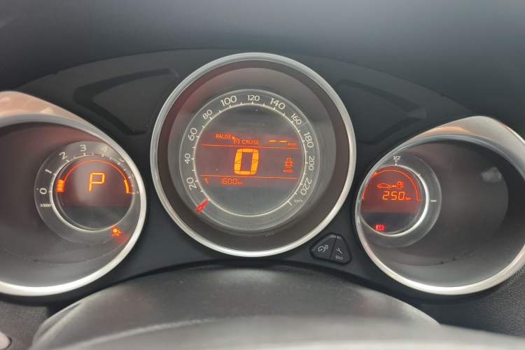 Used Citroen C4L 2015 1.2T Automatic Prestige Edition Instrument Cluster