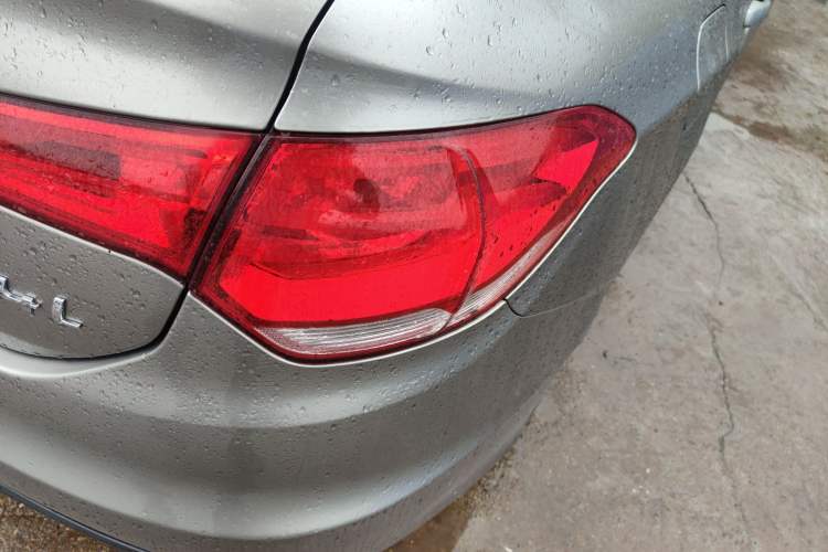 Used Citroen C4L 2015 1.8L Automatic Luxury Edition Right Rear Taillight