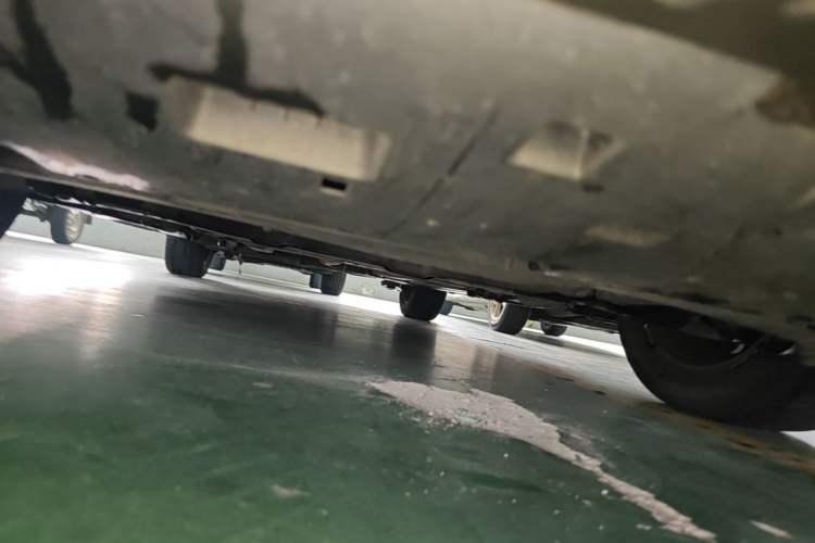 Used Citroen C4L 2015 1.8L Automatic Leading Edition Chassis Front