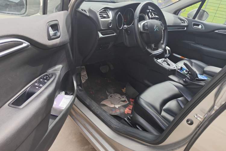 Used Citroen C4L 2015 1.2T Automatic Prestige Edition Driver Seat