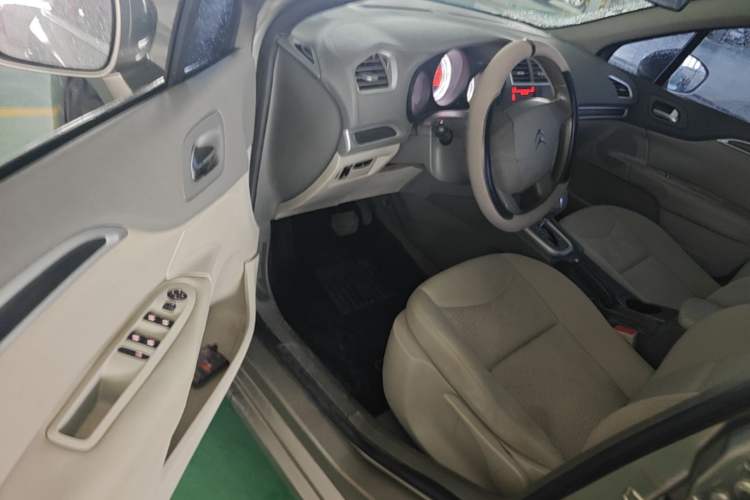Used Citroen C4L 2015 1.8L Automatic Leading Edition Driver Seat