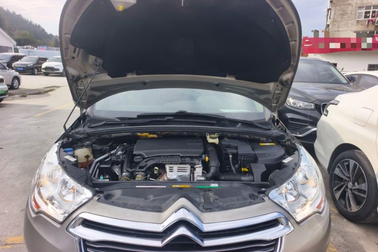 Used Citroen C4L 2015 1.2T Automatic Luxury Edition Engine Bay