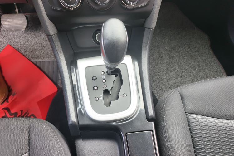 Used Citroen C4L 2015 1.2T Automatic Luxury Edition Gear Lever