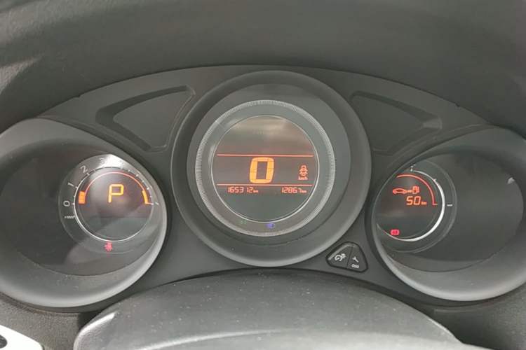Used Citroen C4L 2015 1.2T Automatic Luxury Edition Instrument Cluster