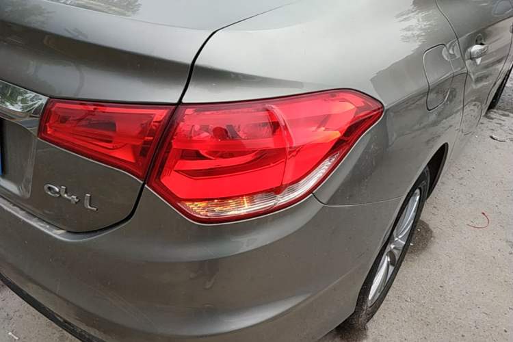 Used Citroen C4L 2015 1.2T Automatic Luxury Edition Right Rear Taillight