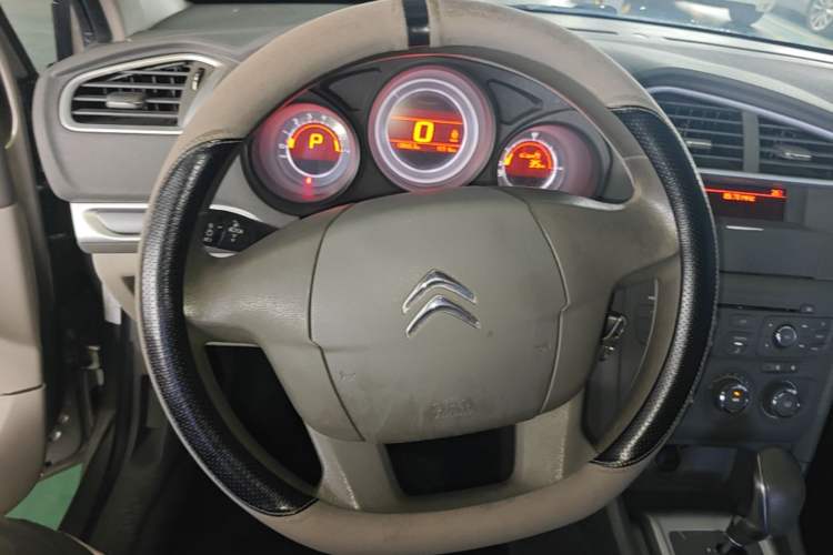 Used Citroen C4L 2015 1.8L Automatic Leading Edition Steering Wheel