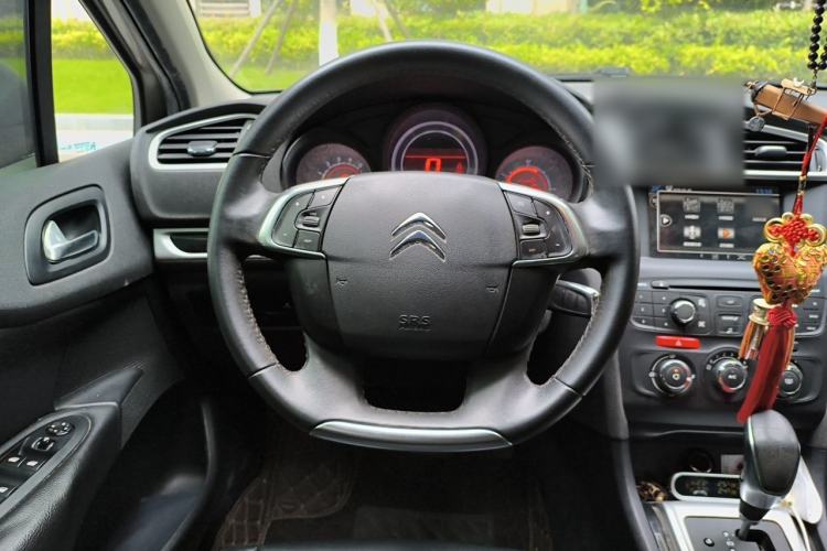 Used Citroen C4L 2015 1.8L Automatic Luxury Edition Steering Wheel