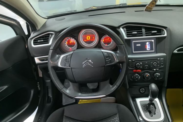 Used Citroen C4L 2015 1.8L Automatic Luxury Edition Steering Wheel