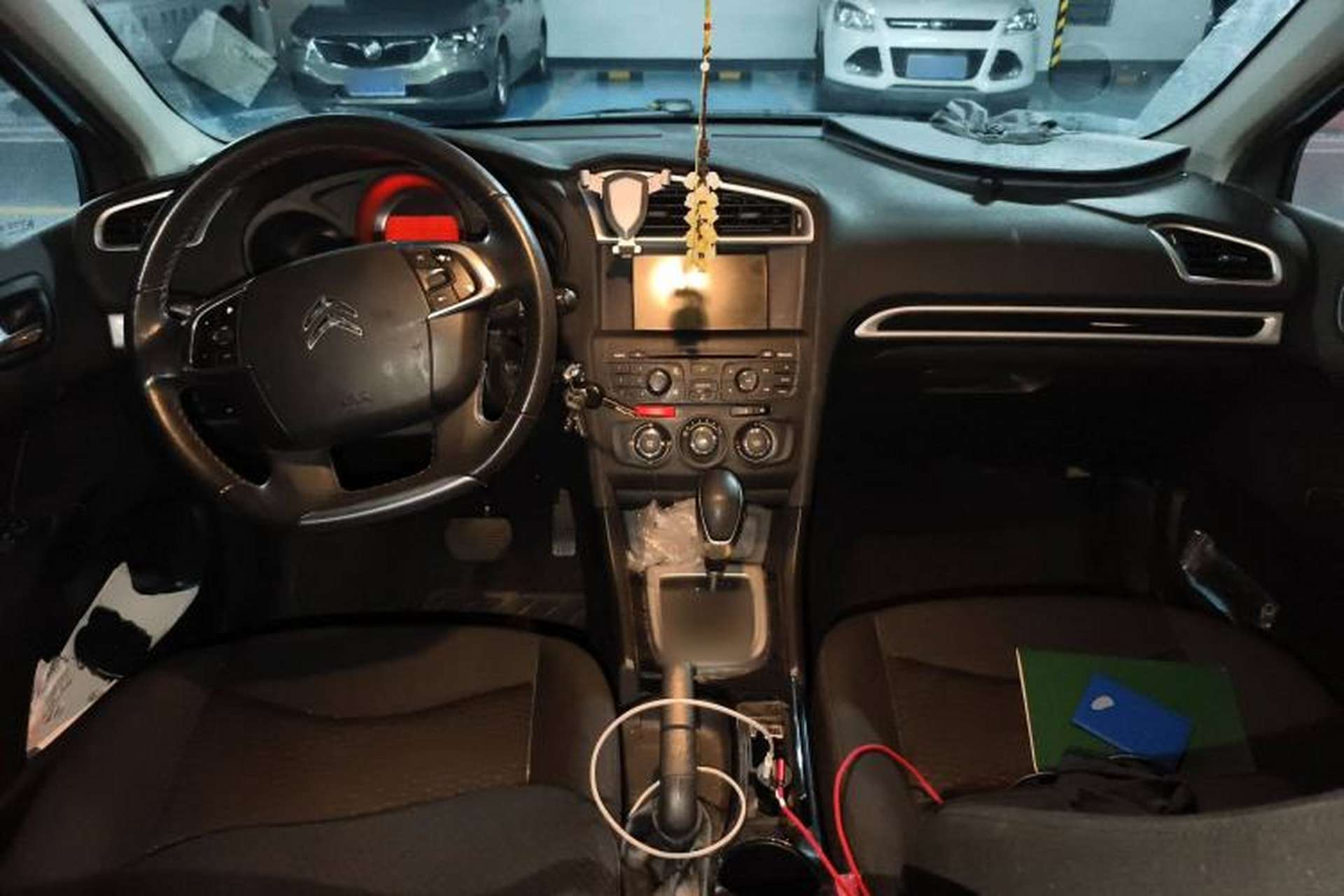 Used Citroen C4L 2015 1.8L Automatic Luxury Edition Center Console