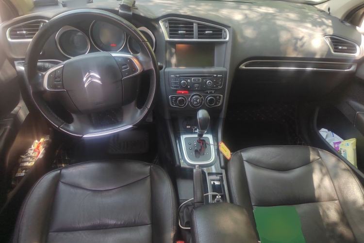Used Citroen C4L 2015 1.6T Automatic Prestige Edition Center Console