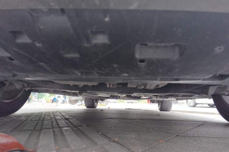 Used Citroen C4L 2015 1.8L Automatic Luxury Edition Chassis Front