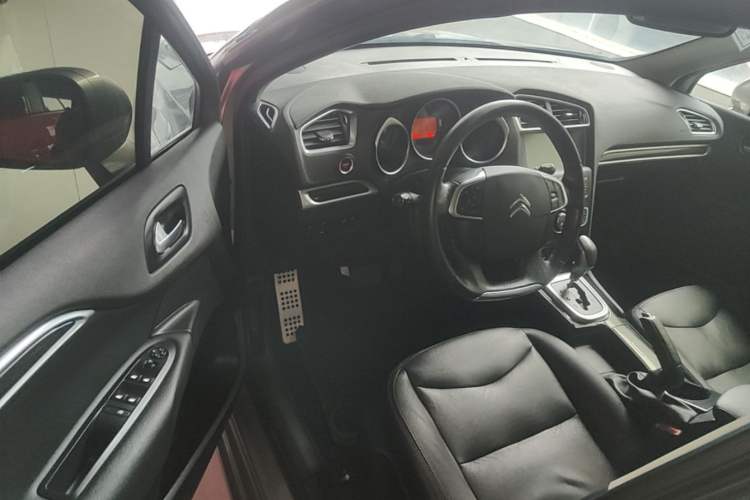 Used Citroen C4L 2015 1.8L Automatic Prestige Edition Driver Seat