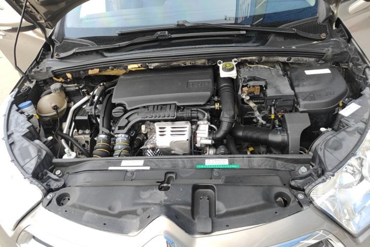 Used Citroen C4L 2015 1.2T Automatic Luxury Edition Engine Bay