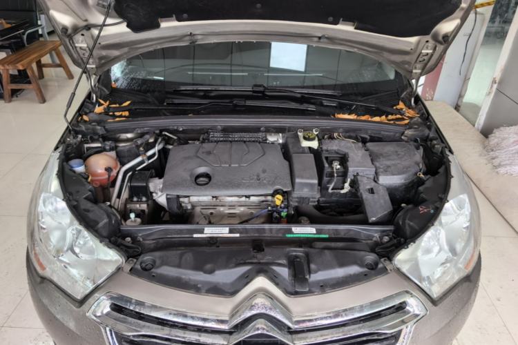 Used Citroen C4L 2015 1.8L Automatic Prestige Edition Engine Bay