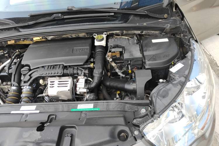 Used Citroen C4L 2015 1.2T Automatic Luxury Edition Engine Bay Left
