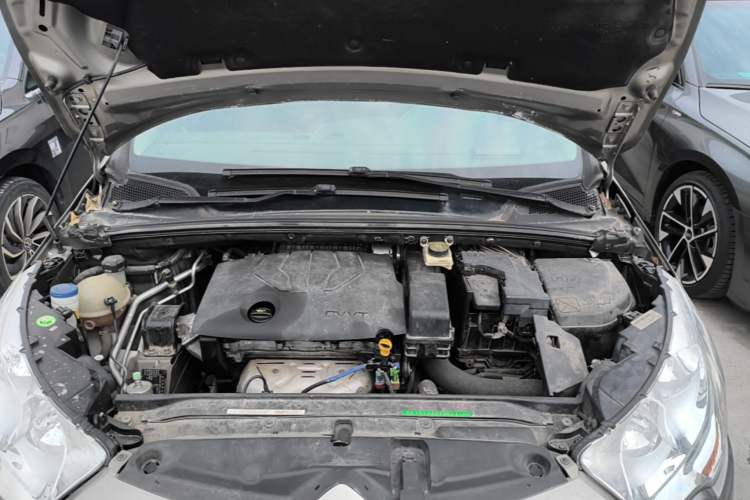 Used Citroen C4L 2015 1.8L Automatic Luxury Edition Engine Bay