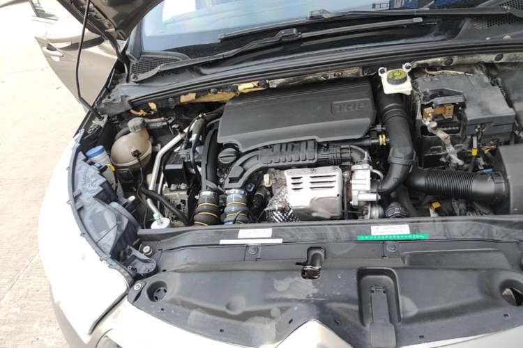 Used Citroen C4L 2015 1.2T Automatic Luxury Edition Engine Bay Right