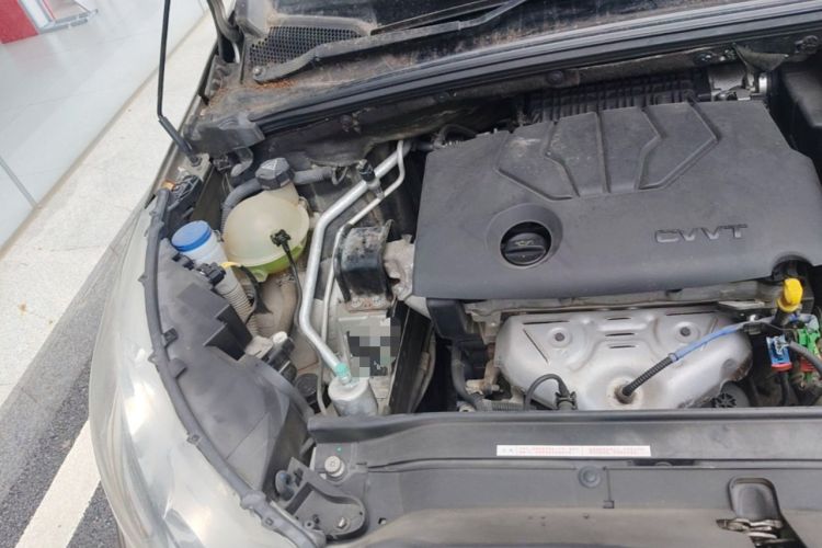 Used Citroen C4L 2015 1.8L Automatic Luxury Edition Engine Bay Right