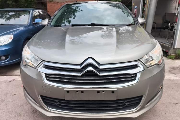 Used Citroen C4L 2015 1.8L Automatic Luxury Edition Front