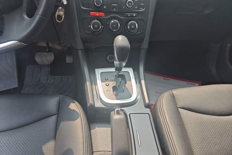 Used Citroen C4L 2015 1.8L Automatic Luxury Edition Gear Lever