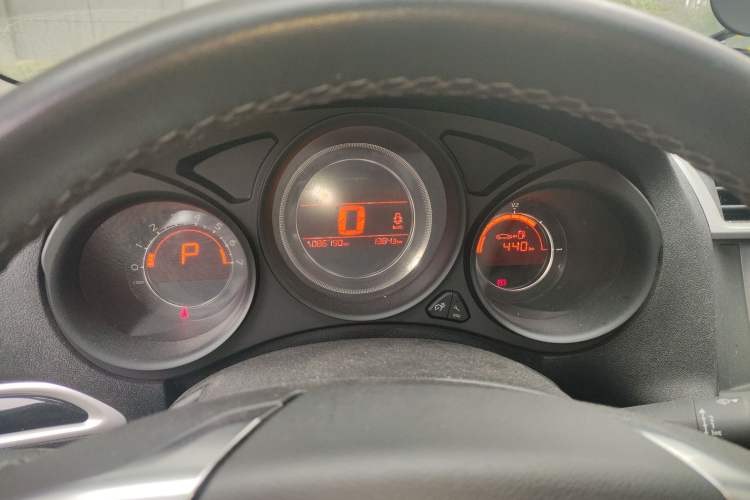 Used Citroen C4L 2015 1.8L Automatic Luxury Edition Instrument Cluster