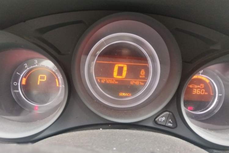 Used Citroen C4L 2015 1.8L Automatic Luxury Edition Instrument Cluster