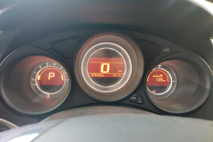 Used Citroen C4L 2015 1.2T Automatic Luxury Edition Instrument Cluster