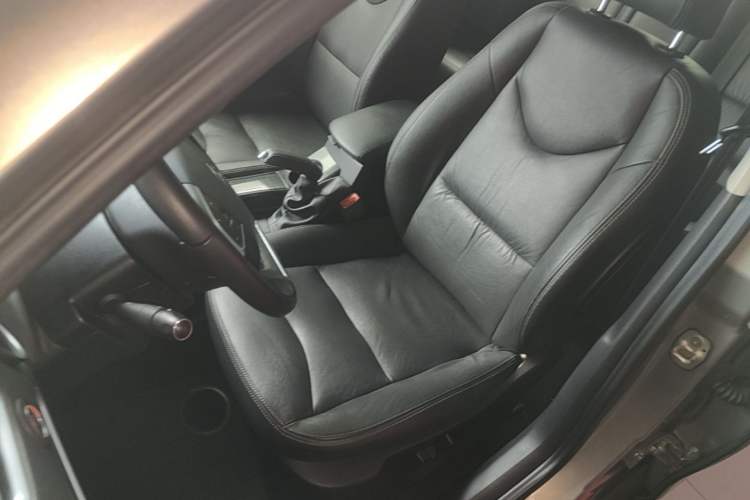Used Citroen C4L 2015 1.8L Automatic Prestige Edition Left Front Seat