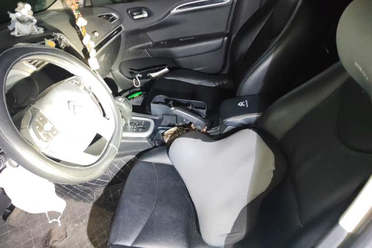 Used Citroen C4L 2015 1.8L Automatic Luxury Edition Left Front Seat