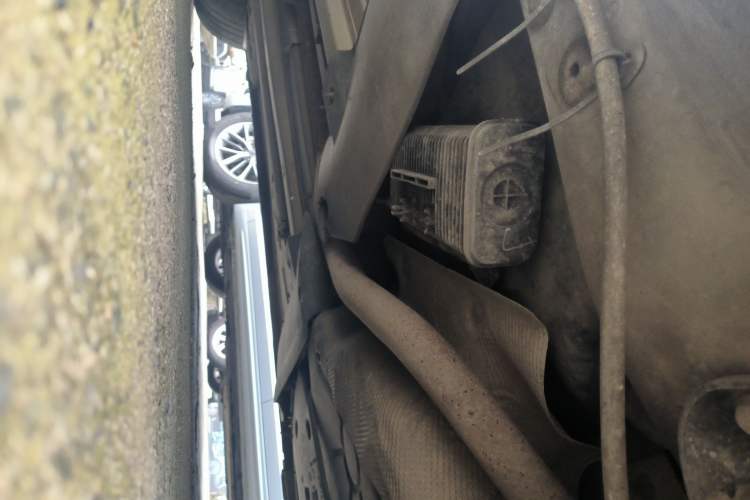 Used Citroen C4L 2015 1.8L Automatic Luxury Edition Left Side Sill