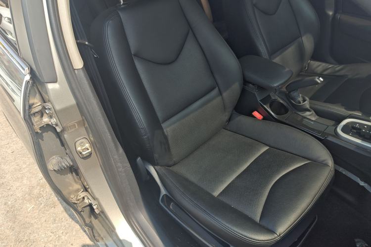 Used Citroen C4L 2015 1.8L Automatic Luxury Edition Right Front Seat