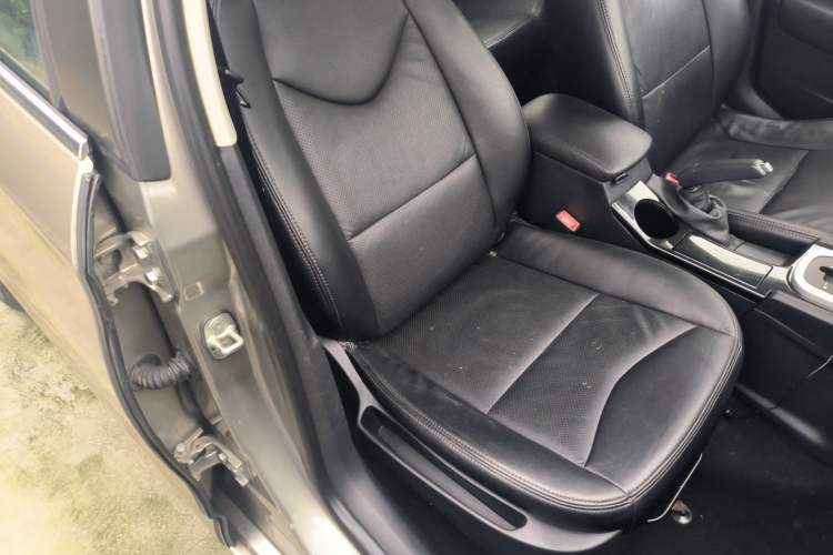Used Citroen C4L 2015 1.8L Automatic Luxury Edition Right Front Seat