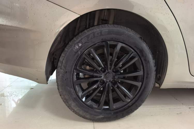 Used Citroen C4L 2015 1.8L Automatic Prestige Edition Right Rear Wheel Hub