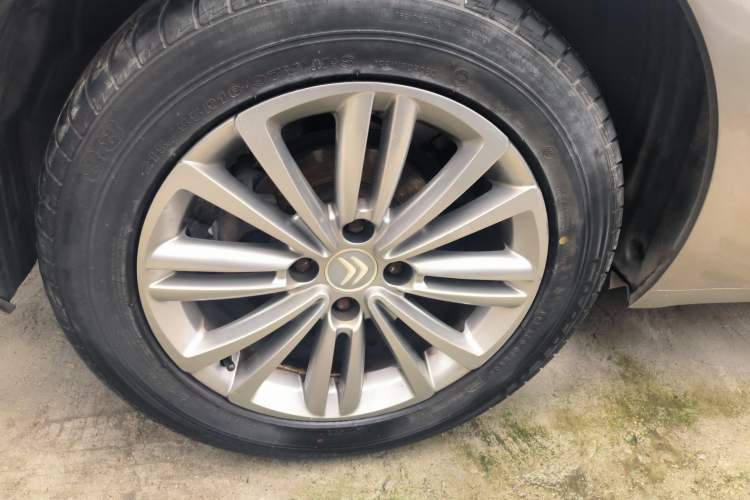 Used Citroen C4L 2015 1.8L Automatic Luxury Edition Right Rear Wheel Hub