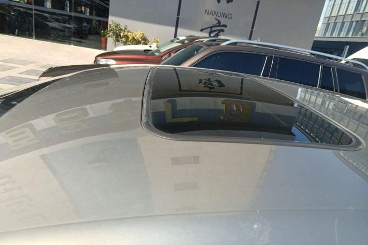 Used Citroen C4L 2015 1.8L Automatic Luxury Edition Roof