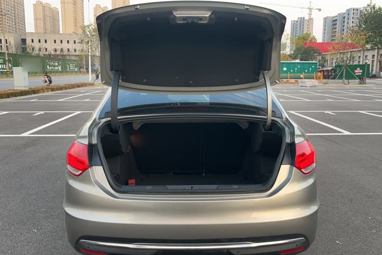 Used Citroen C4L 2015 1.6T Automatic Flagship Edition Trunk