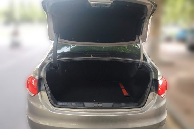 Used Citroen C4L 2015 1.2T Automatic Luxury Edition Trunk