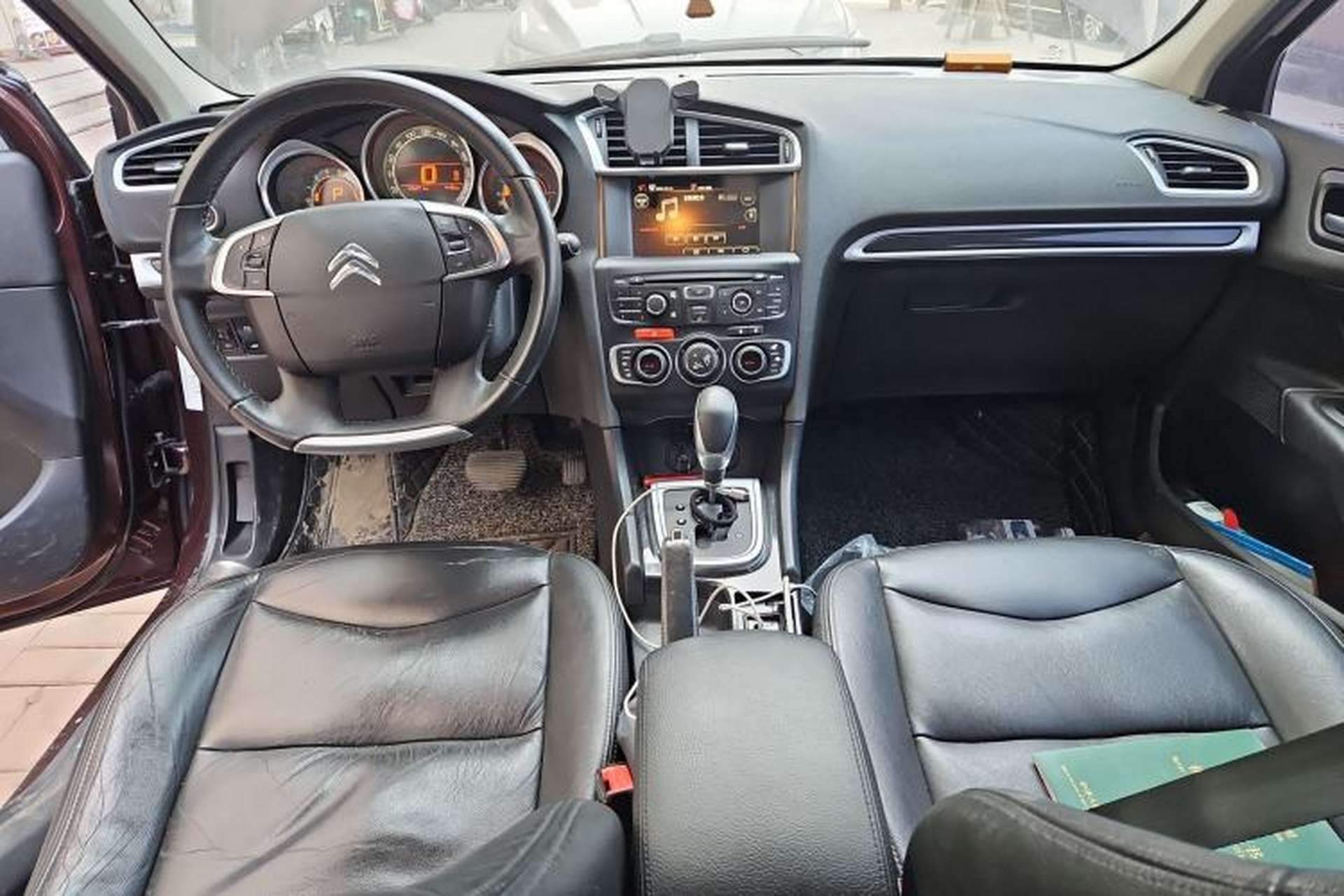 Used Citroen C4L 2015 1.8L Automatic Prestige Edition Center Console
