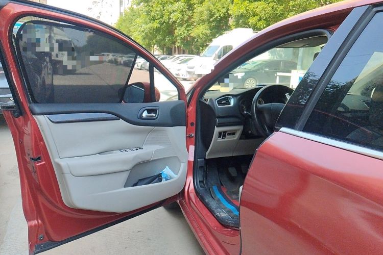Used Citroen C4L 2015 1.8L Manual Leading Edition Driver Seat