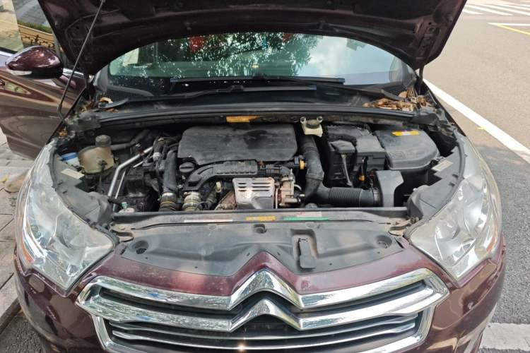 Used Citroen C4L 2015 1.2T Automatic Prestige Edition Engine Bay