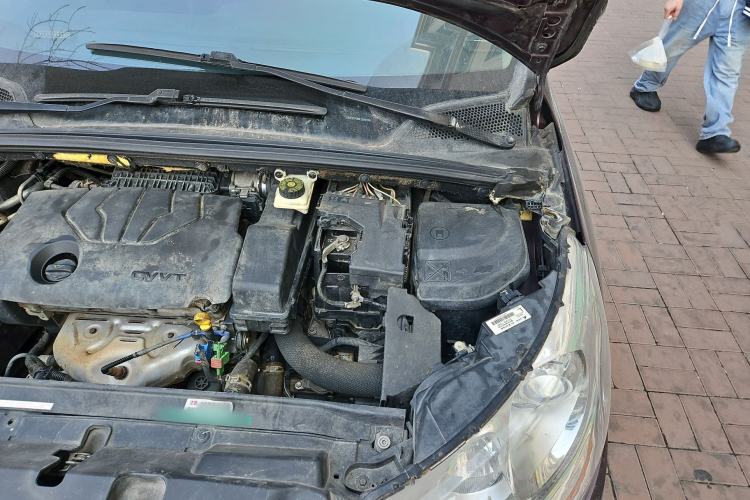 Used Citroen C4L 2015 1.8L Automatic Prestige Edition Engine Bay Left