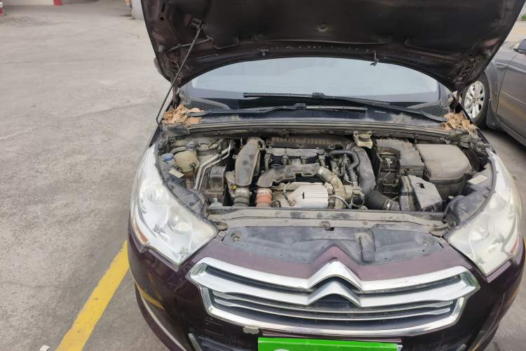 Used Citroen C4L 2015 1.6T Automatic Prestige Edition Engine Bay Right