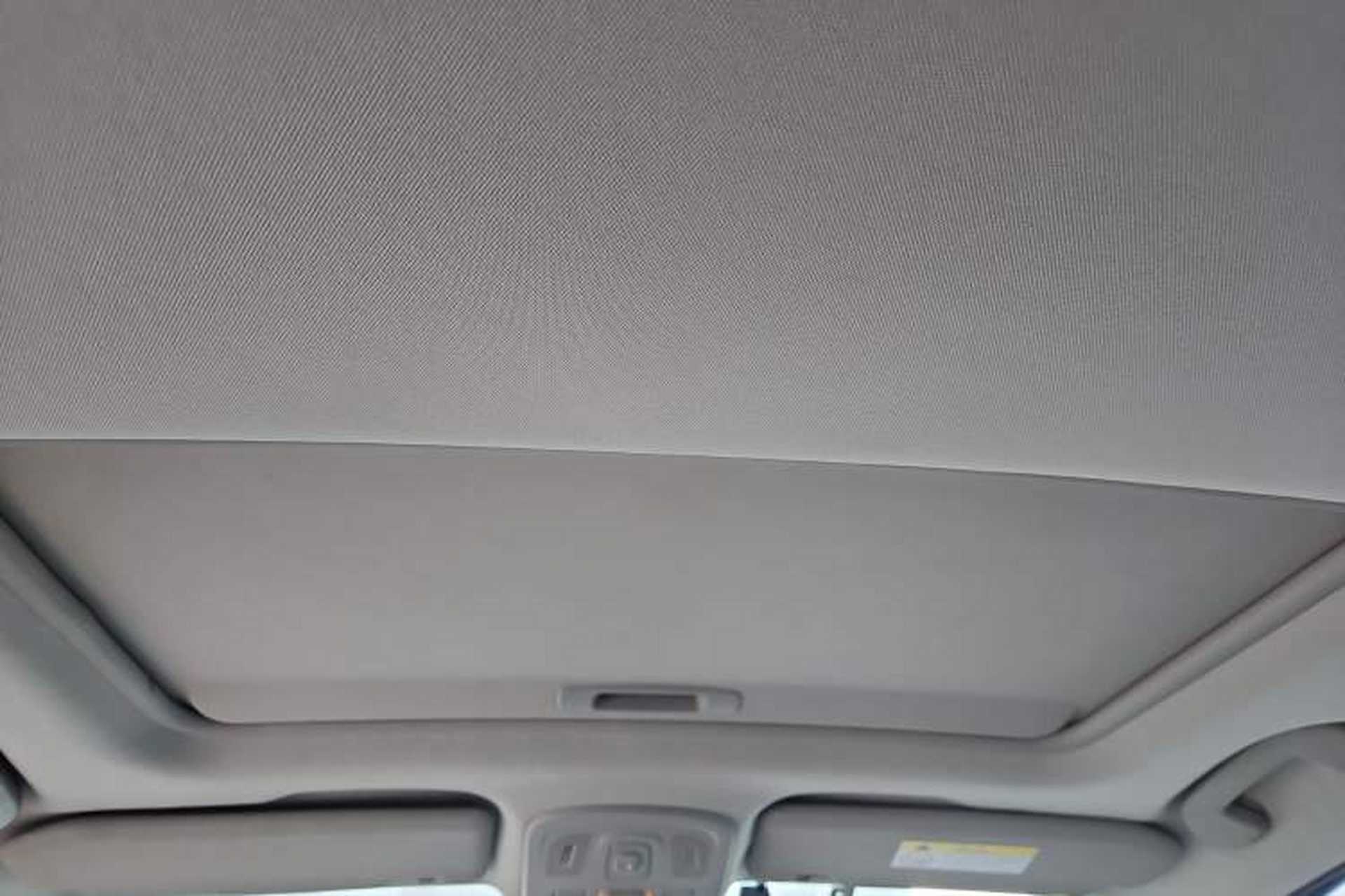 Used Citroen C4L 2015 1.8L Automatic Prestige Edition Headliner