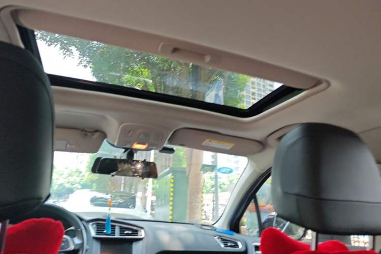 Used Citroen C4L 2015 1.2T Automatic Prestige Edition Headliner