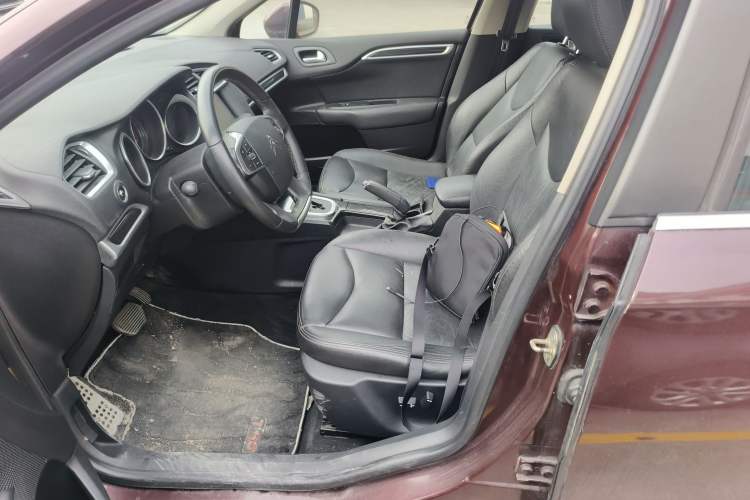 Used Citroen C4L 2015 1.6T Automatic Prestige Edition Left Front Seat